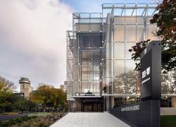 La réfection de l’enveloppe du Grand Théâtre de Québec mérite le Prix pour l’innovation en architecture de l’IRAC. Photo : Stéphane Groleau