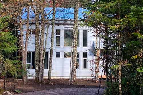 L'Hermine, un pavillon du projet Auvergne laboratoire vivant. Crédit : Richard Trempe