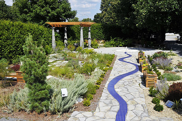 Un prix en aménagement paysager pour le jardin-école Azur ...