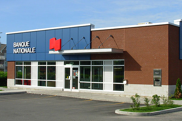 Banque Nationale Flagship - succursale et bureaux Sherbrooke Banque Nationale Flagship - succursale et bureaux Sherbrooke