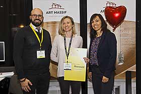 De gauche à droite - Carl Gauthier, ingénieur et  directeur-associé du Secteur institutionnel chez LGT; Laurianne Erhel, ingénieure conception structure chez Art Massif; ainsi que Nathalie Doyon, conseillère technique à la Direction de l’expertise-conseil et du soutien à l’industrie pour la Société d’habitation du Québec - Photo de Louis Arthur