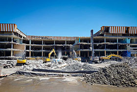 La déconstruction de l’Hippodrome de Montréal : un chantier-type dans le cadre duquel des pratiques de réduction à la source ont été testées - Photo de CBCDa-Qc