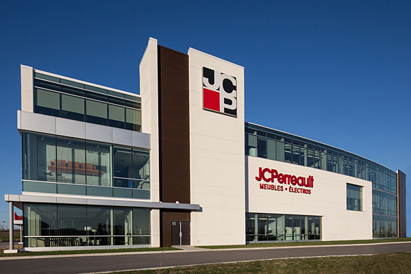 Le magasin JC Perreault de Laval - Photo : Alex St. Jean Le magasin JC Perreault de Laval - Photo : Alex St. Jean