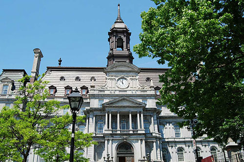 Hôtel de ville de Montréal.