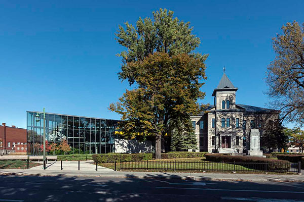 Palais de justice de Salaberry - Photo: Michel Brunelle Palais de justice de Salaberry - Photo: Michel Brunelle