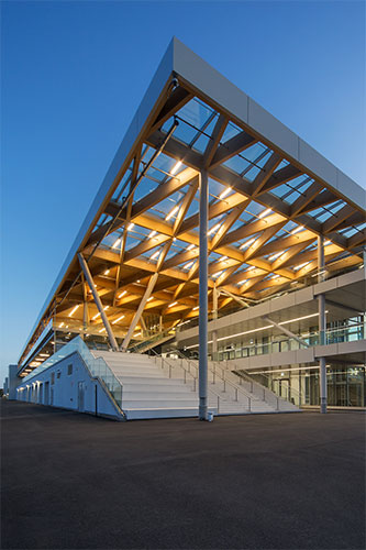 Les nouveaux paddocks du circuit Gilles-Villeneuve du parc Jean-Drapeau. Photo : Steve Montpetit