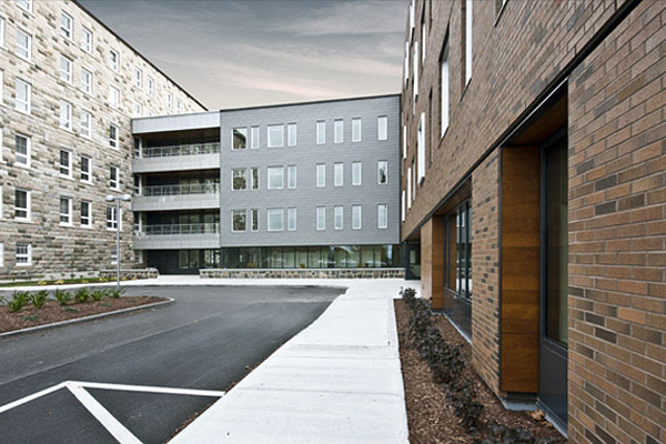Agrandissement de la maison mère des Sœurs de Notre-Dame du Saint-Rosaire à Rimouski - Photo : ACDF Architecture Agrandissement de la maison mère des Sœurs de Notre-Dame du Saint-Rosaire à Rimo