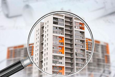 Des protocoles sont élaborés au Centre canadien de matériaux de construction (CCMC) afin de réduire les risques de défaillance des produits en service et, par conséquent, les risques sur la santé et la sécurité des occupants des bâtiments.