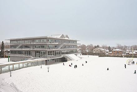 Le Collège Sainte-Anne dispose désormais d’un campus carboneutre d’avant-garde. Perspective architecturale : Atelier Pierre Thibault/Architecture 49; Photos : Maxime Brouillet
