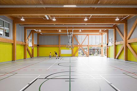 L’école primaire Vauquelin a remporté la catégorie Bâtiment Structure aux Grands Prix du génie-conseil québécois 2022. Crédit : David Boyer Photographe Inc. 