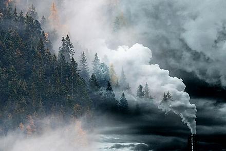On observe un recul des politiques environnementales et des efforts de réduction des émissions au Québec, au Canada et aux États-Unis. Qu’en est-il ailleurs dans le monde ? Tour d’horizon.