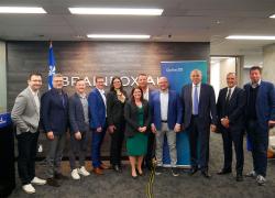 Le ministre de l'Économie, de l'Innovation et de l'Énergie, ministre responsable du Développement économique régional et ministre responsable de la Métropole et de la région de Montréal Pierre Fitzgibbon a annoncé l'octroi d'un soutien financier de 10 M$ US à BrainBox IA. Photo : BrainBox IA