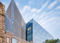 Achèvement du chantier du Carré Saint-Laurent
