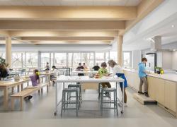 Image de la cuisine de l'école des Cerisiers à Maskinongé. Crédit : David Boyer