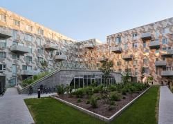 Cité Angus phase 1, le premier édifice résidentiel de l'écoquartier du Technopôle Angus, a obtenu la certification LEED Or.  Crédit : Société de développement Angus
