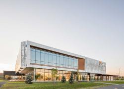 Le siège social d’Eddyfi Technologies est maintenant certifié LEED v4. Photo : David Boyer