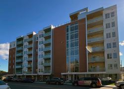 Le Zénith offre 108 unités d’habitation sociales et abordables dans le quartier Saint-Roch, à Québec. Crédit : La société d'habitation du Québec