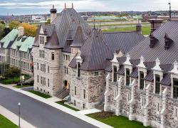 Le Manège militaire Voltigeurs de Québec. Crédit : Stéphane Groleau