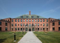 Un bâtiment patrimonial niché au cœur de Mercier–Hochelaga-Maisonneuve a été préservé grâce à la construction d’un complexe résidentiel de 299 unités locatives. Crédit : Courtoisie Maître Carré
