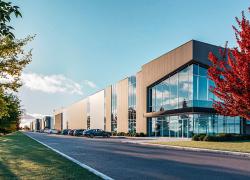 Montoni a donné le coup d’envoi à l’Écoparc Châteauguay 30, un projet qui vise les certifications LEED Or et BCZ-Design. Crédit : Montoni