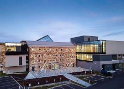 Le projet d’agrandissement et de rénovation du palais de justice de Rimouski aura requis un investissement de l’ordre de 68 millions de dollars.  Photo : SQI