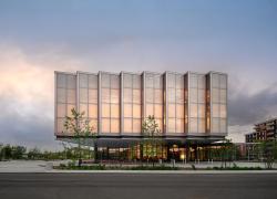 Le Pôle municipal de Vaudreuil-Dorion a remporté le Grand Prix d'architecture. Crédit : Phil Bernard