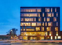 Le Wood Innovation Design Centre de Prince George - Photo :  MGA