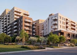 Les travaux ont officiellement été lancés le 20 mai dernier pour la première phase de Laurea – Quartier d’ambition, un projet résidentiel visant la certification LEED Or dans l’est de Montréal, qui offrira à terme près de 1200 logements. Crédit : NEUF et Groupe HD