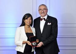 Kathy Baig, présidente de l’OIQ, et Roland Charneux, directeur de Pageau Morel. 