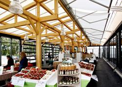 Le bois trône au Marché public de Lévis 