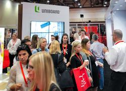 Uniboard lançait récemment sa nouvelle collection de panneaux décoratifs Studio - Photo : Uniboard