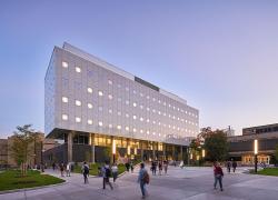 Le complexe STEM de l’Université d’Ottawa, un projet réalisé conjointement par BPA et Cleland Jardine. Photo : Perkins+Will