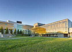 Le campus de l'UQAT à Rouyn-Noranda. Crédit : Mathieu Dupuis - UQAT