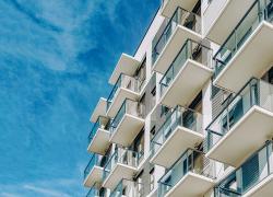 NEUF Architect(e)s et l’Agence SIX exposent leur vision de l’habitation post-COVID-19.